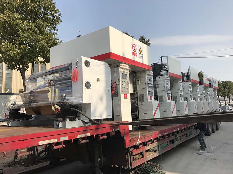 2臺(tái)吹膜機(jī)，1臺(tái)8色印刷機(jī)，發(fā)貨